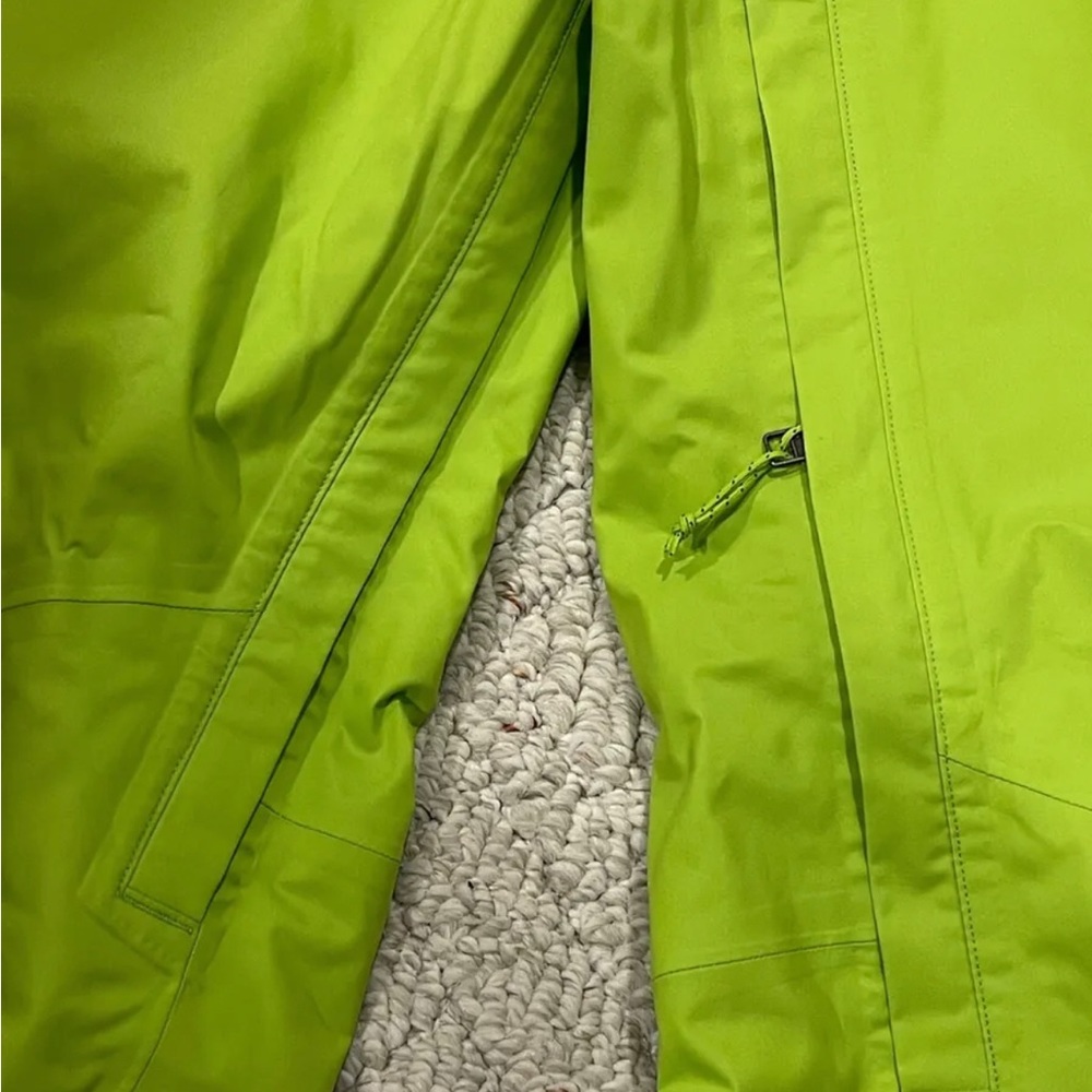 New with tags Patagonia ski pants!